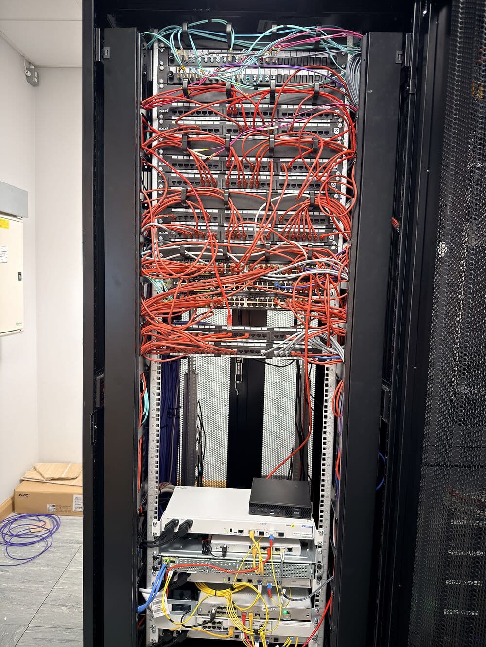 Structured cabling and switching installed in a Simplinet comms rack